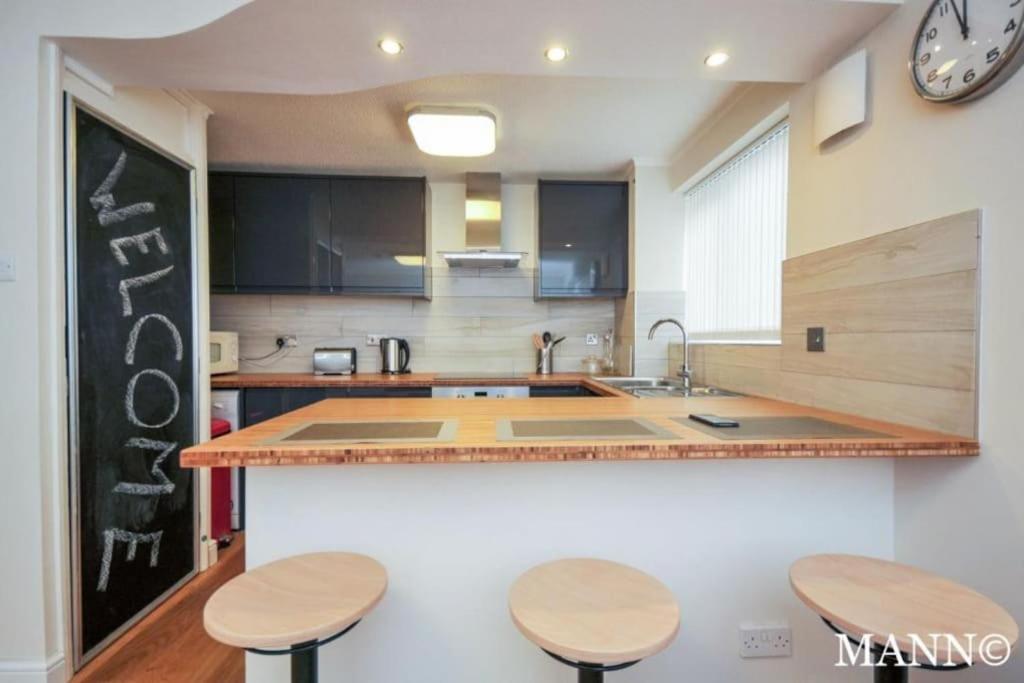 Morden Flat Close To Dlr Station With Free Parking London Luaran gambar